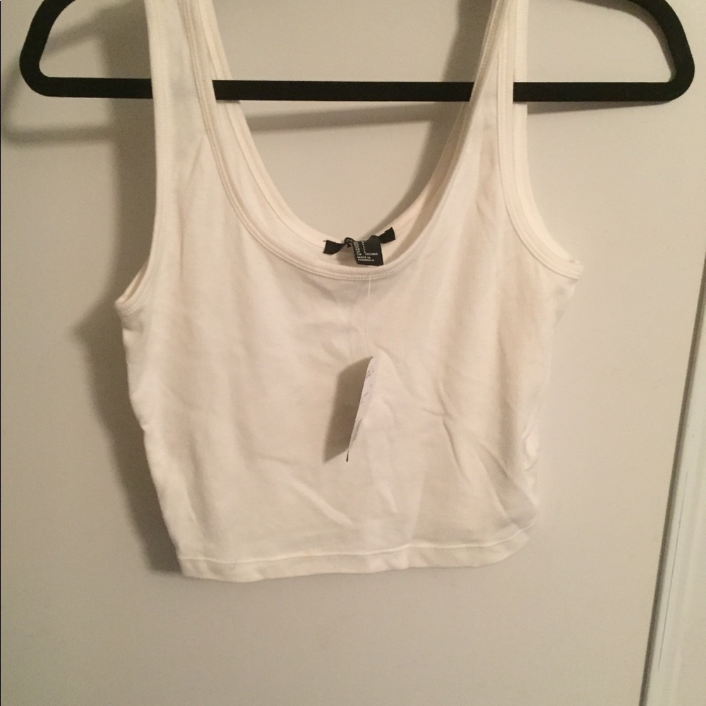 Cropped tank